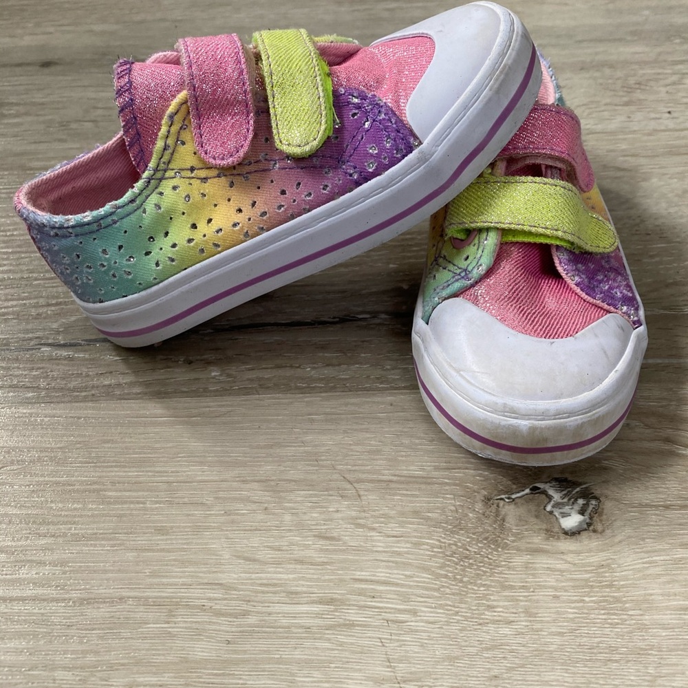 Rainbow sneakers girls 9